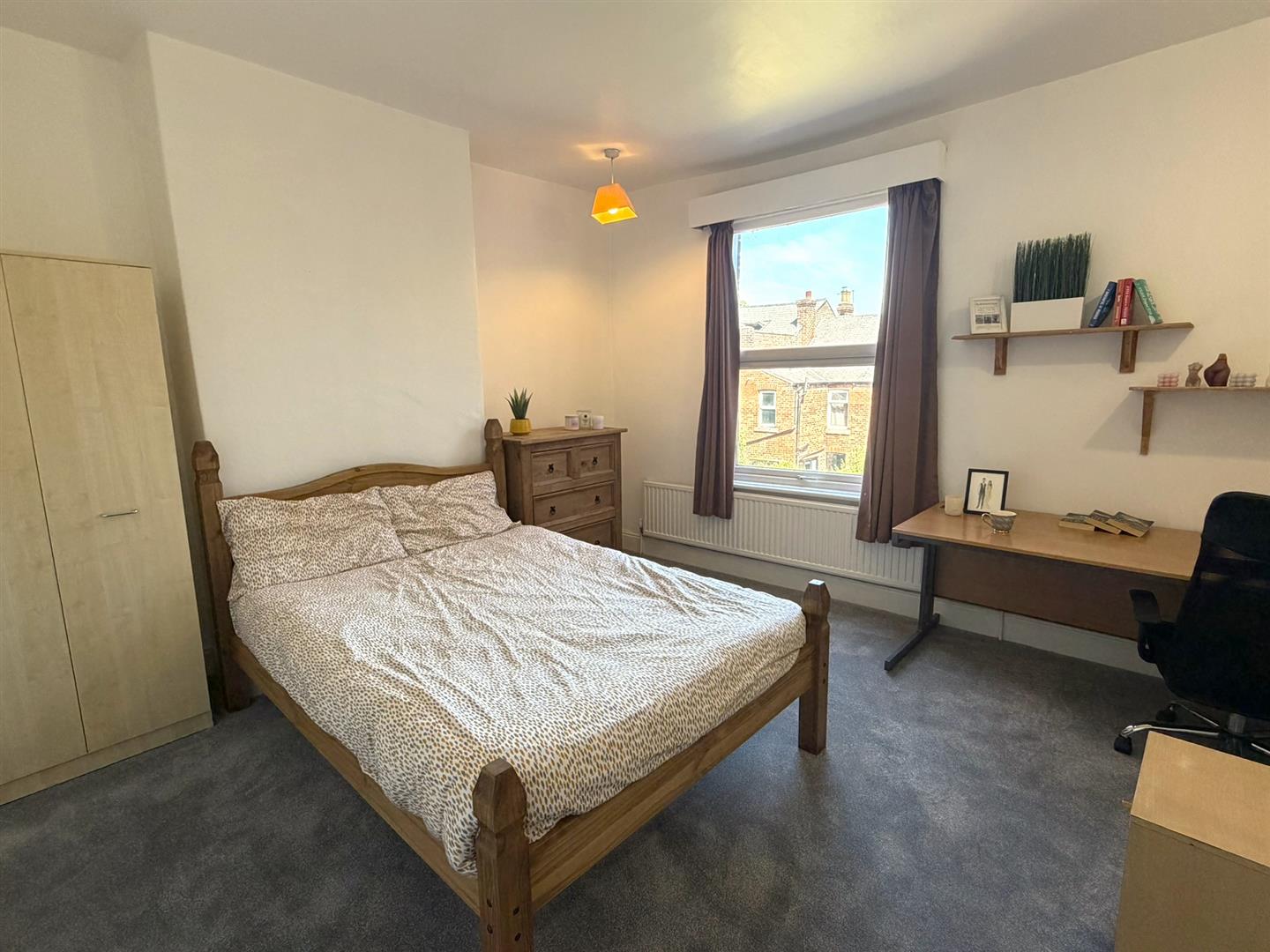 30 Rossington Road,Ecclesall,Sheffield S11 8SA,5 Bedrooms Bedrooms,2 BathroomsBathrooms,Terraced,1090